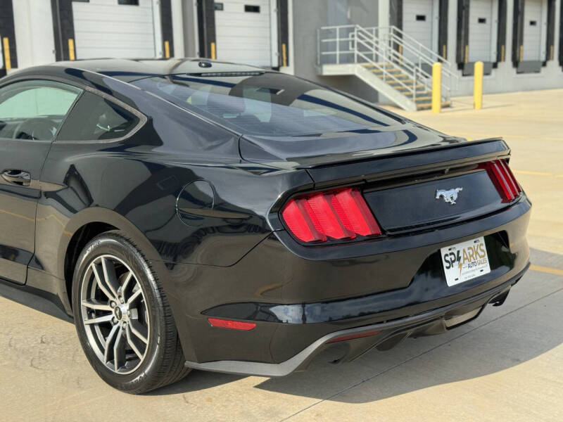 2016 Ford Mustang EcoBoost Premium