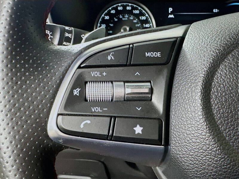 2023 Genesis G70
