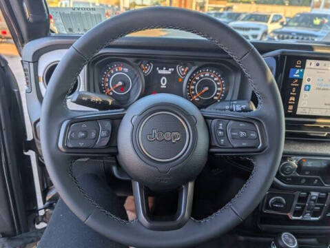 2025 Jeep Gladiator Sport S