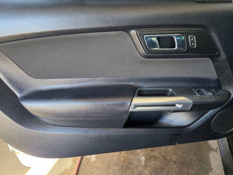 2017 Ford Mustang GT Premium