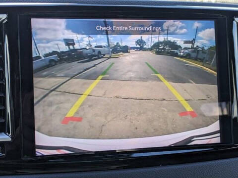 2025 Chrysler Voyager LX