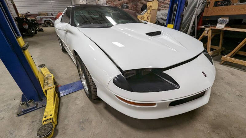 1997 Chevrolet Camaro for sale at Haggle Me Classics in Hobart IN