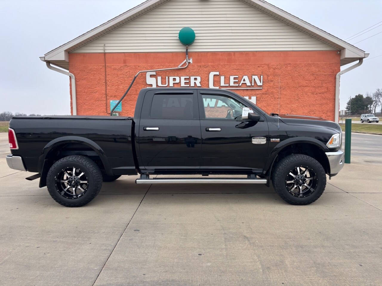 2013 Ram 2500 for sale at Illinois Auto Wholesalers in Tolono, IL