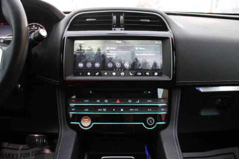 2020 Jaguar F-PACE 30t R-Sport