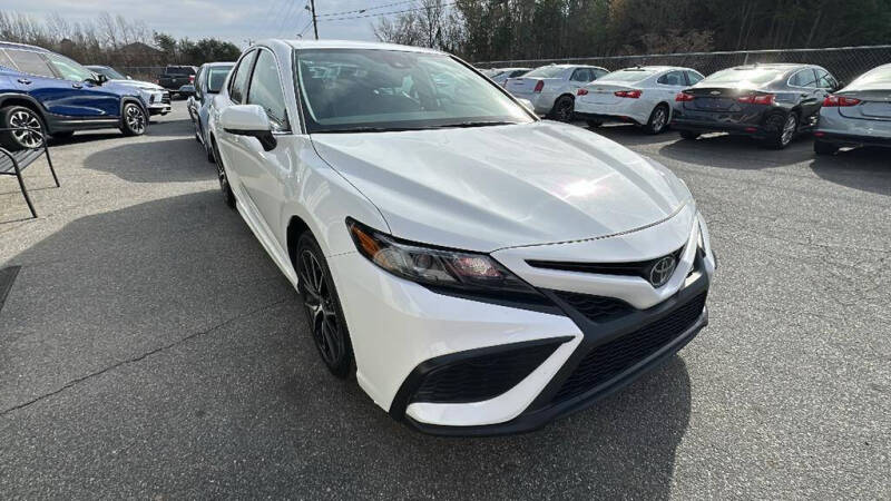 2024 Toyota Camry SE