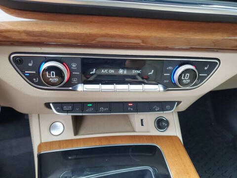 2022 Audi Q5 e quattro S line Prem Pl 55 TFSI