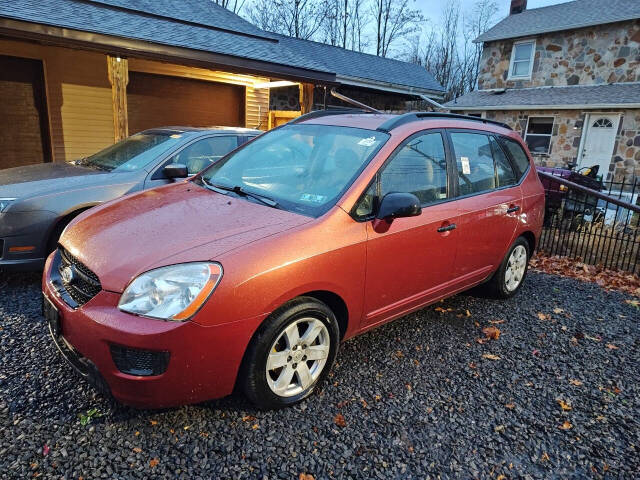 2008 Kia Rondo for sale at Razi Auto in West Nanticoke, PA