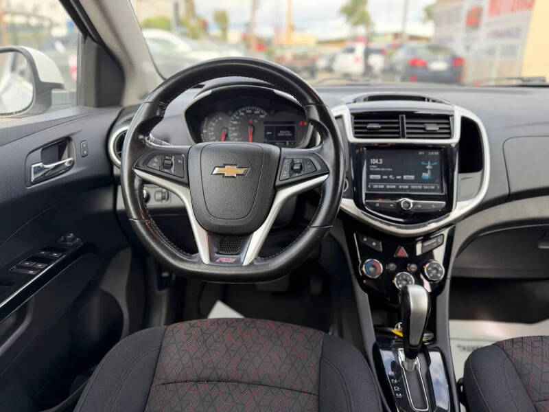 2017 Chevrolet Sonic LT Auto
