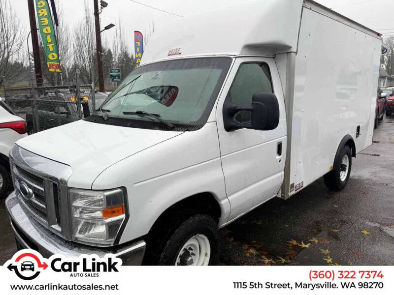 2013 Ford Econoline's photo