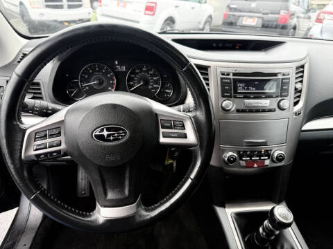 2012 Subaru Outback 2.5i Premium