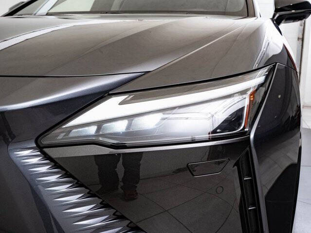 2023 Lexus RZ 450e