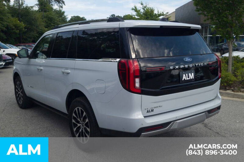 2025 Ford Expedition Platinum