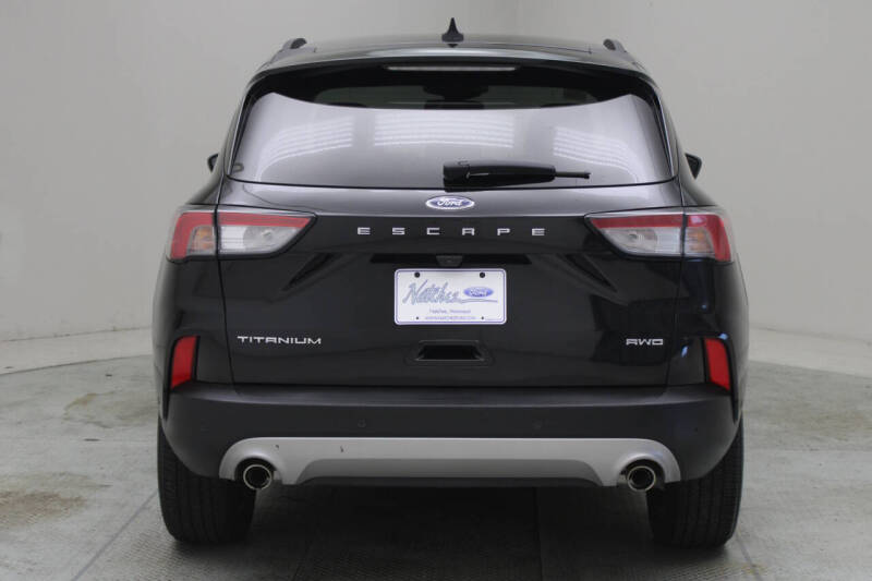 2022 Ford Escape Titanium