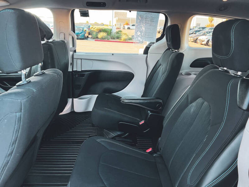 2021 Chrysler Pacifica Touring