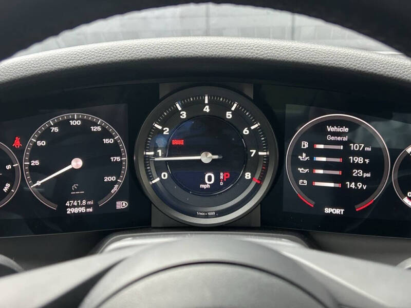 2022 Porsche 911 Carrera 4