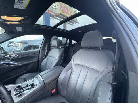 2022 BMW X6 xDrive40i