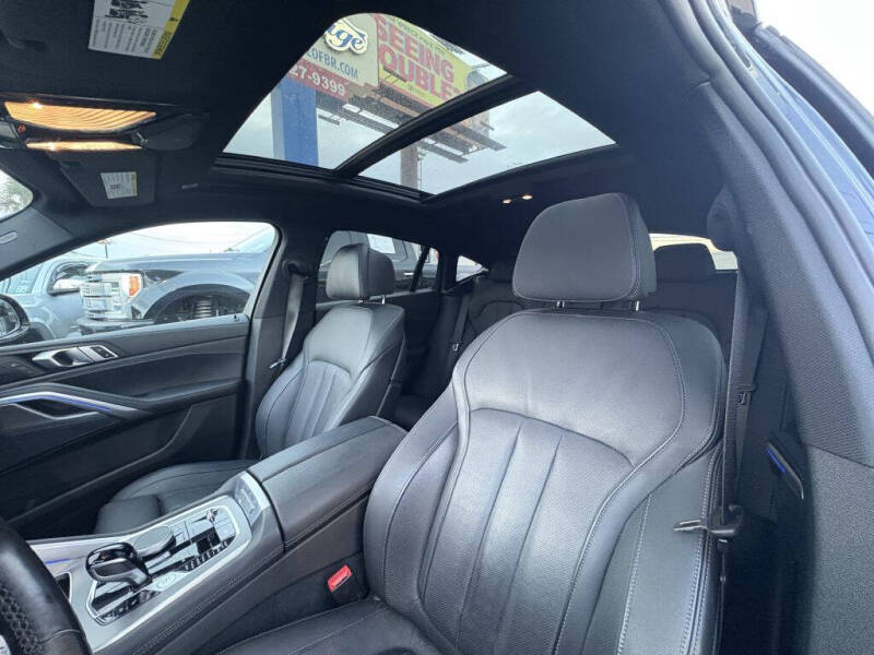 2022 BMW X6 xDrive40i