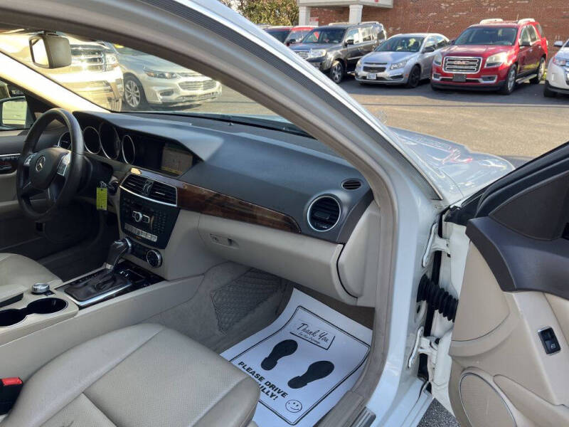 2012 Mercedes-Benz C-Class C 300 Luxury 4MATIC