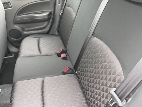 2024 Mitsubishi Mirage LE