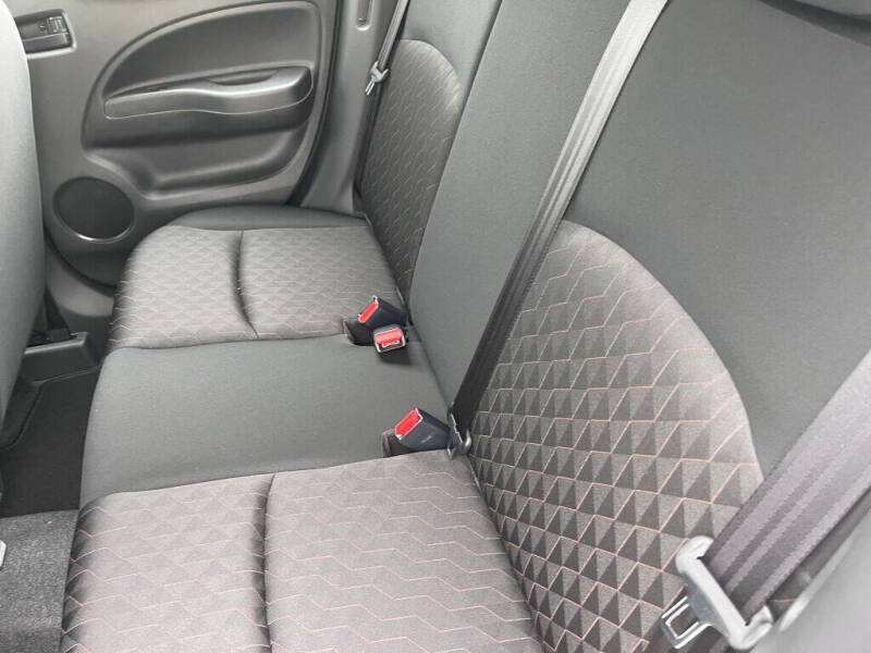 2024 Mitsubishi Mirage LE