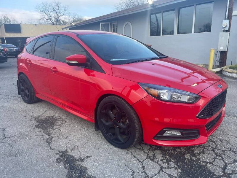 2016 Ford Focus for sale at Auto A to Z / General McMullen in San Antonio TX