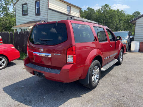 2012 Nissan Pathfinder LE