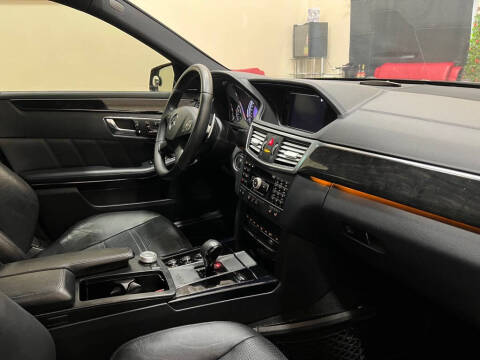 2011 Mercedes-Benz E-Class E 63 AMG