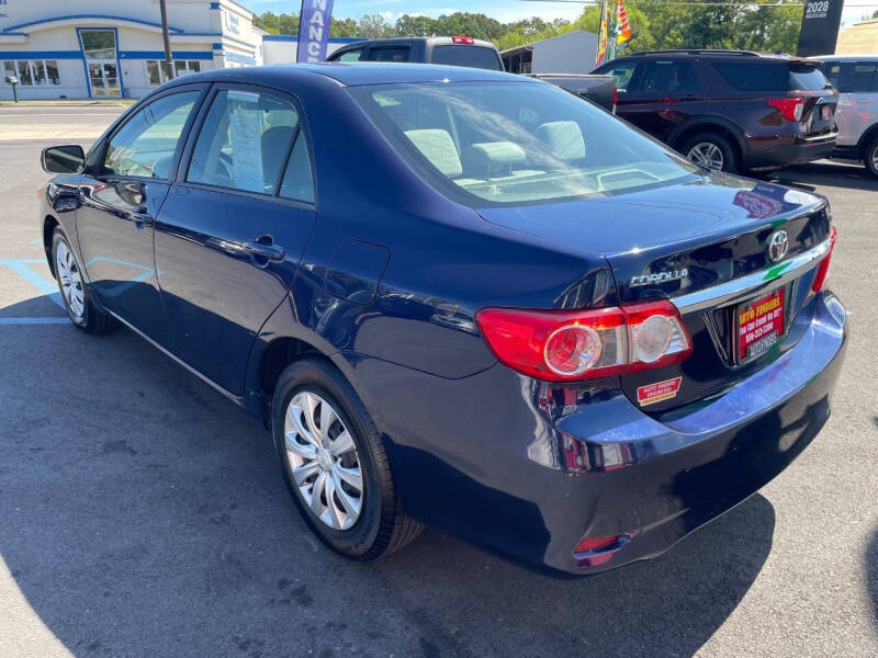 2012 Toyota Corolla LE