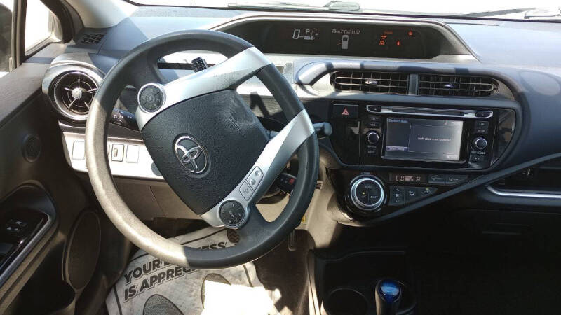 2015 Toyota Prius c Four