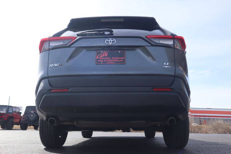 2019 Toyota RAV4 LE