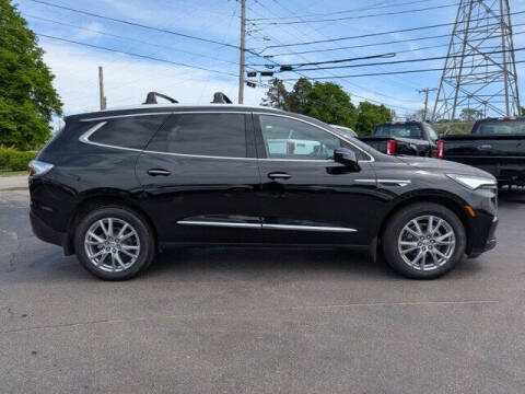 2024 Buick Enclave Essence