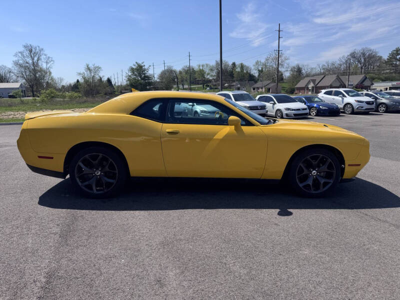 2017 Dodge Challenger SXT