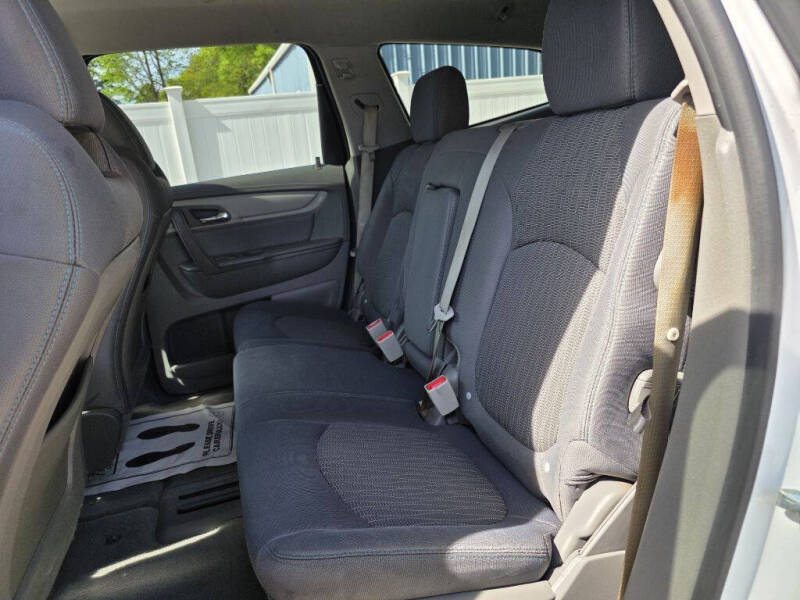2017 Chevrolet Traverse LS