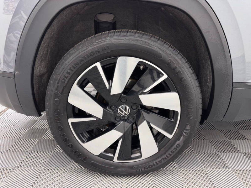 2024 Volkswagen Atlas Cross Sport SE 4Motion