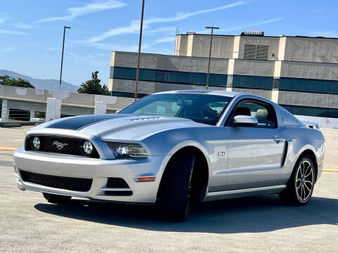 2013 Ford Mustang GT Premium