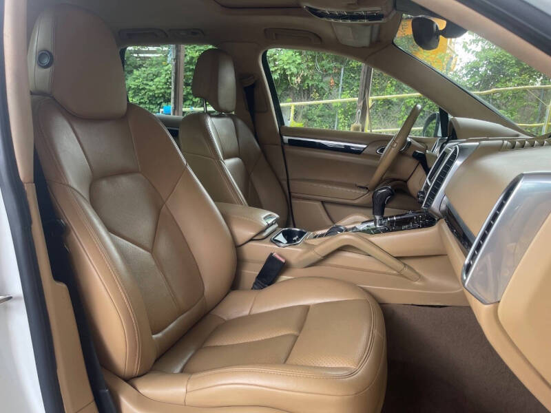 2014 Porsche Cayenne