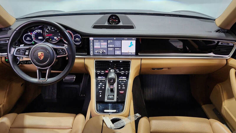 2018 Porsche Panamera 4S
