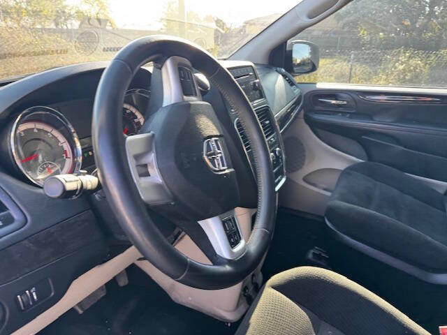 2016 Dodge Grand Caravan American Value Package