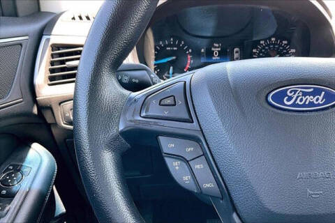 2020 Ford Edge SE