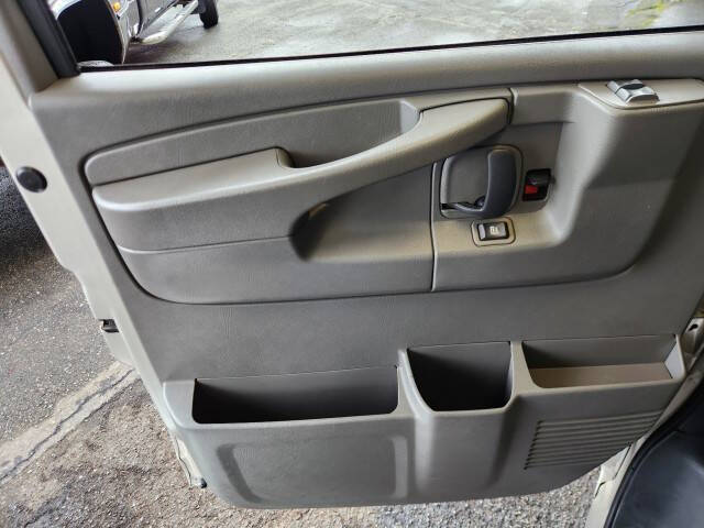 2005 Chevrolet Express 3500