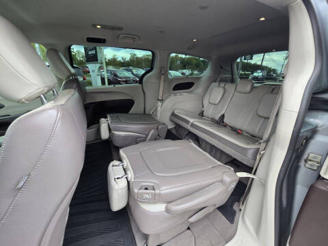 2019 Chrysler Pacifica Touring L