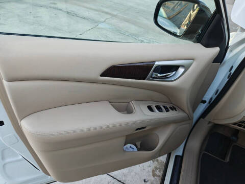 2014 Nissan Pathfinder SL