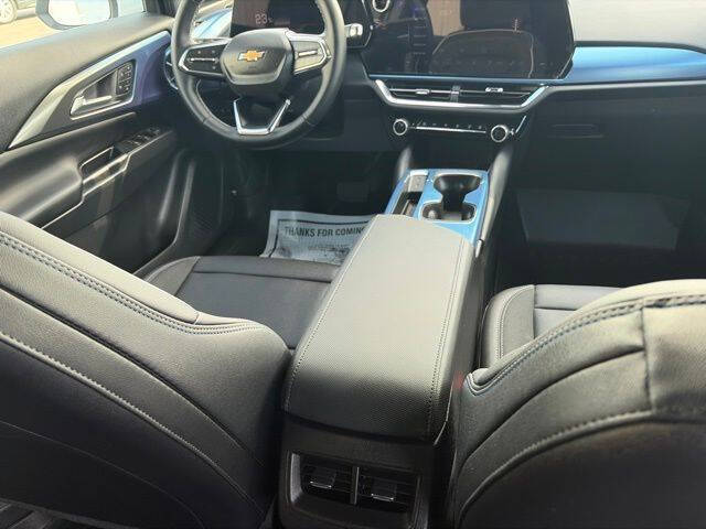 2026 Chevrolet Equinox EV LT 2