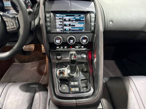 2015 Jaguar F-TYPE R