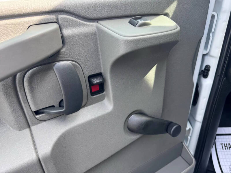 2019 Chevrolet Express 2500