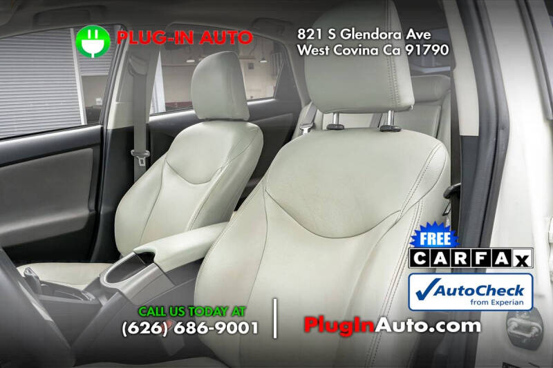 2015 Toyota Prius Three