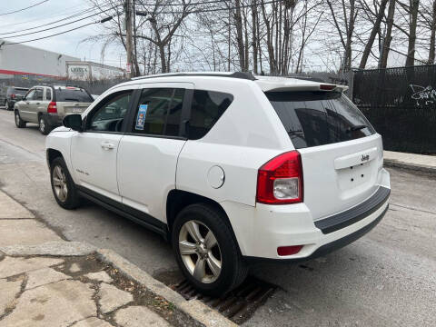 2012 Jeep Compass Sport