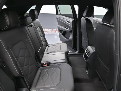 2024 Volkswagen Atlas Cross Sport SE 4Motion