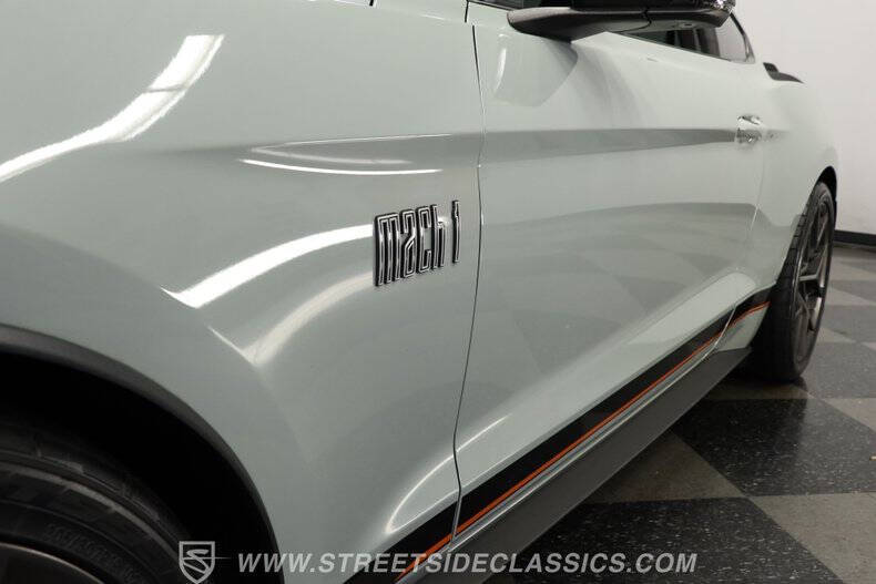 2022 Ford Mustang Mach 1