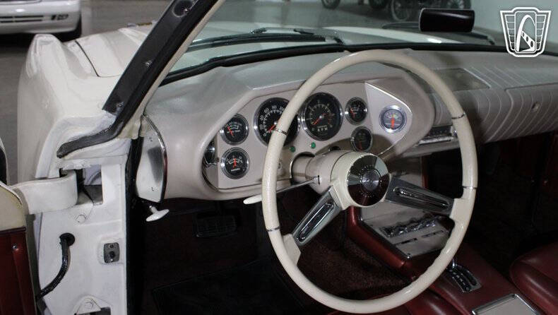 1964 Studebaker Avanti